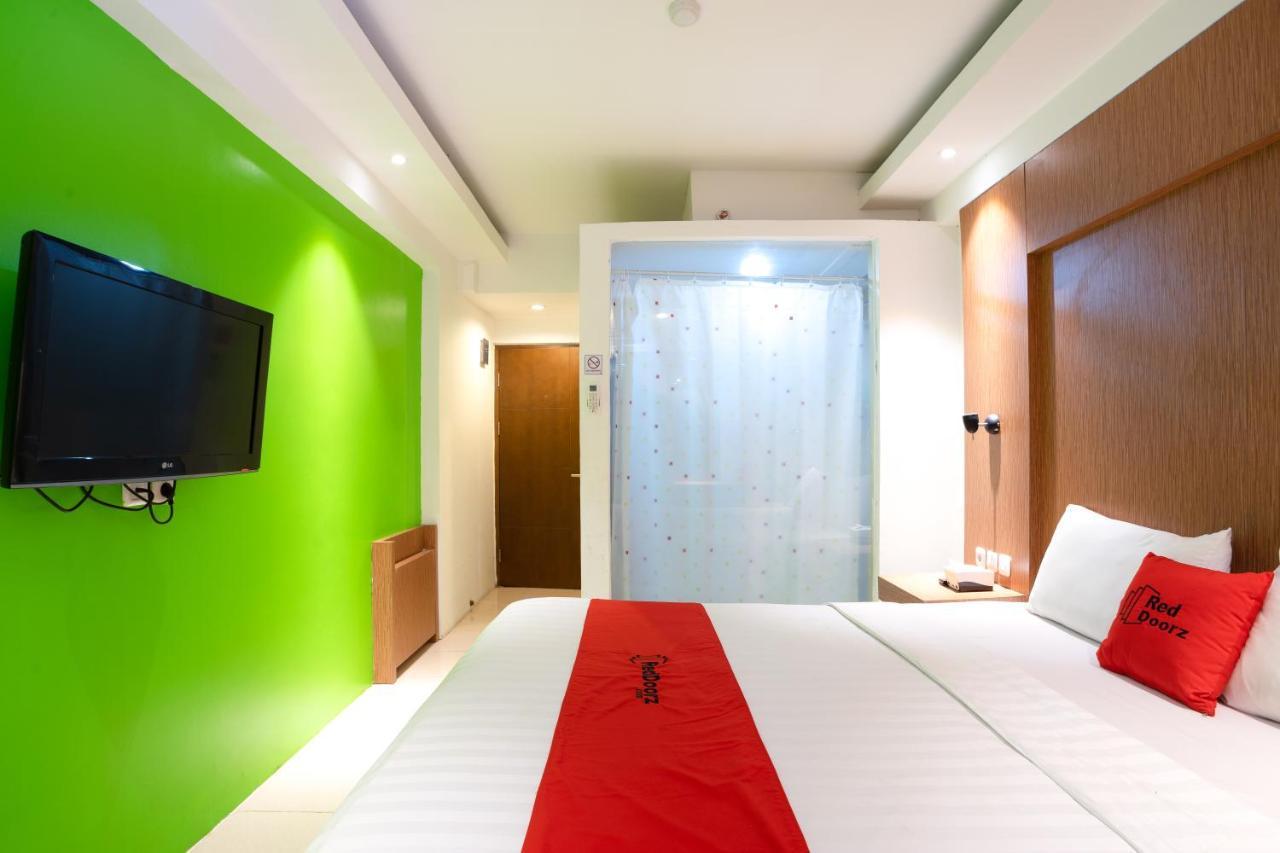 Reddoorz Apartment At Bogor Valley Esterno foto